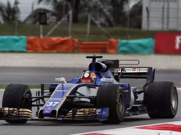 Foto zur News: Schneller als Wehrlein bei Premiere: Das ist Charles Leclerc