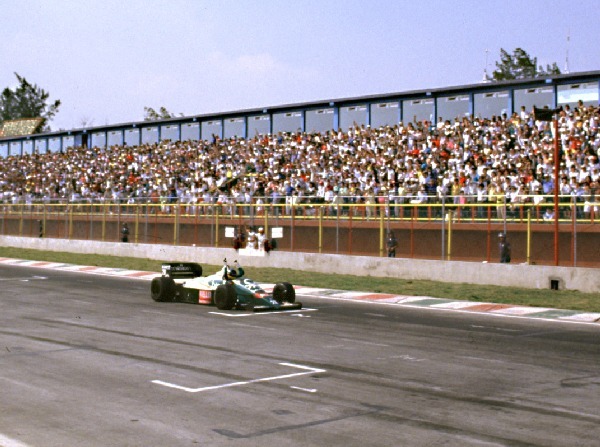 Foto zur News: 1986: Ein Mexiko-Grand-Prix für die Ewigkeit