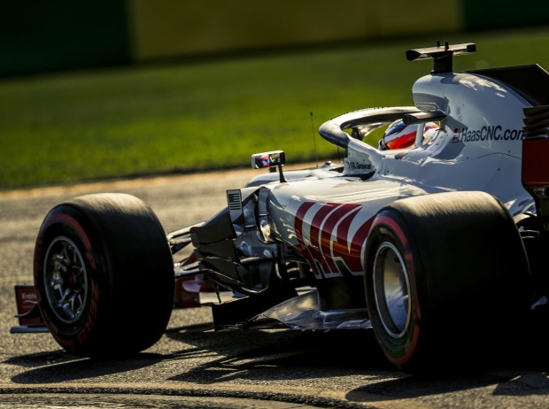 Foto zur News: Haas bestätigt Erwartung: Alonso staunt über "Ferrari-Replika"