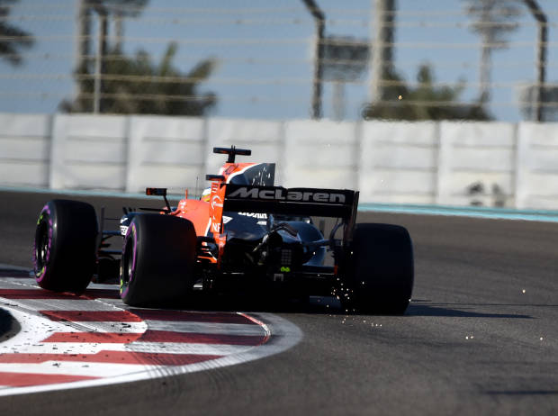 Foto zur News: Alonso: McLaren wurde durch Regeländerung zurückgeworfen