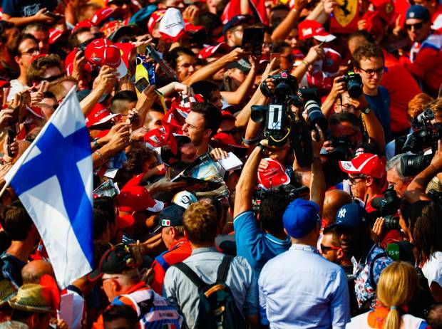 Foto zur News: Sebastian Vettel: "Die Formkurve von Mercedes ist mir egal"