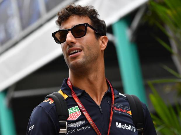 Foto zur News: Fehlzündungen, Rätselraten, aber: Ricciardo hofft auf Strategie