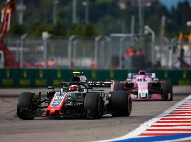 Foto zur News: Bremsklotz Magnussen: Force India verzweifelt trotz Teamorder