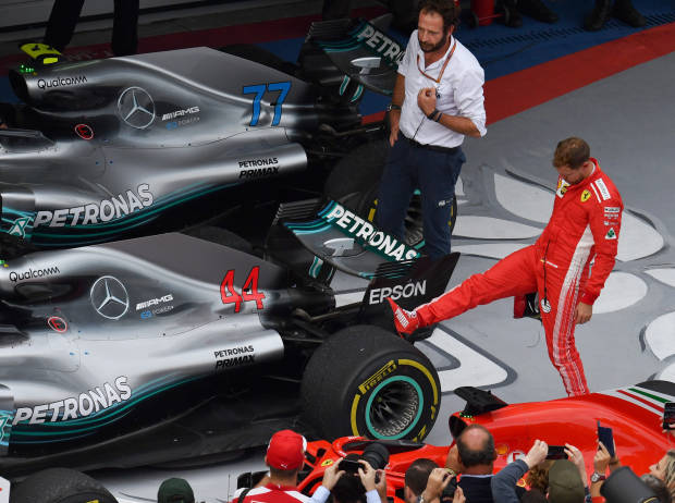 Foto zur News: Mercedes und die Stallorder: Von wegen Blistering?