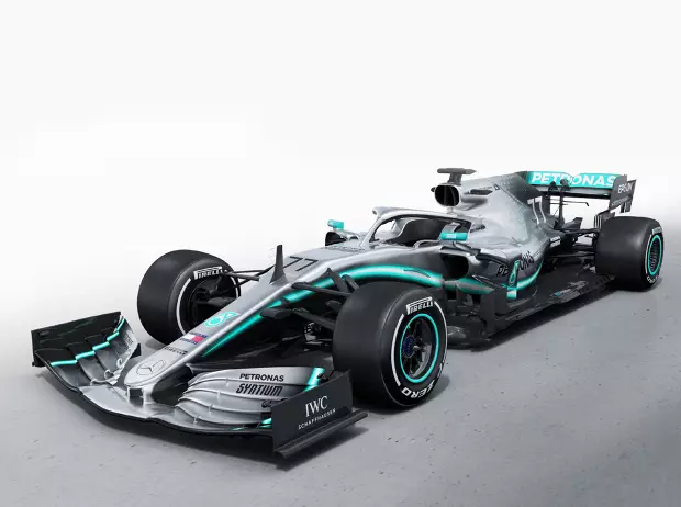 Foto zur News: Präsentation Mercedes F1 W10: Angriff auf Titel Nummer sechs