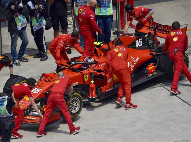 Foto zur News: "Vorsichtsmaßnahme": Ferrari reagiert in China auf Leclerc-Defekt