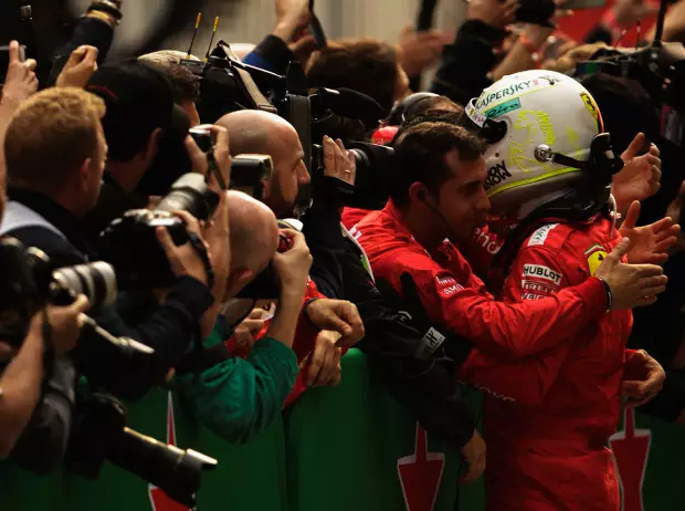 Foto zur News: "Schlechter Journalismus": Vettel redet nicht gern über Teamorder