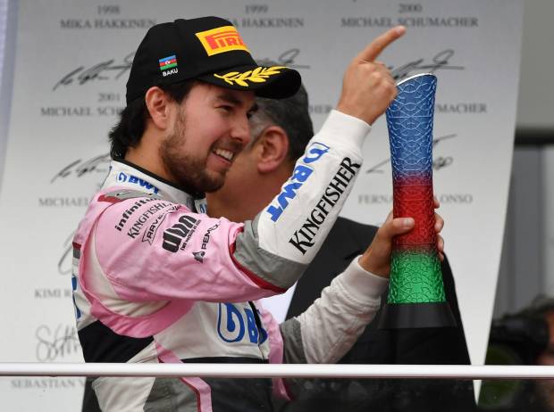 Foto zur News: Ricciardo will Perez in Baku nacheifern: "Was für eine Legende!"