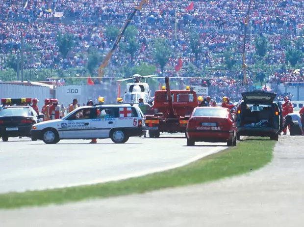 Foto zur News: Ayrton Sennas Tod in Imola 1994: Anatomie eines Falls