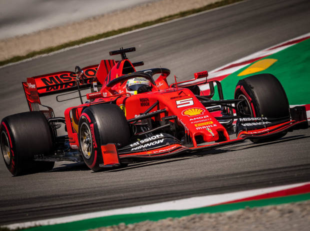 Foto zur News: Sebastian Vettel: Barcelona-Tests haben alle in die Irre geleitet
