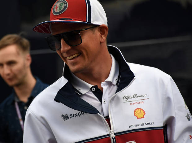 Foto zur News: Haas & Alfa Romeo mit neuem Ferrari-Motor - Räikkönens Bein hält