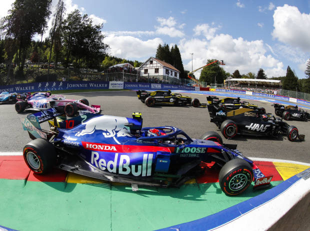 Foto zur News: Pierre Gasly: Habe Leclerc gebeten, das Rennen zu gewinnen