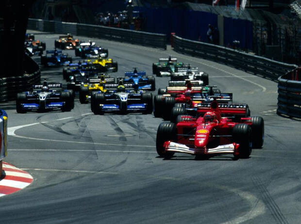 Foto zur News: Monaco 2001: Als Ron Dennis Enrique Bernoldi die Meinung gegeigt hat