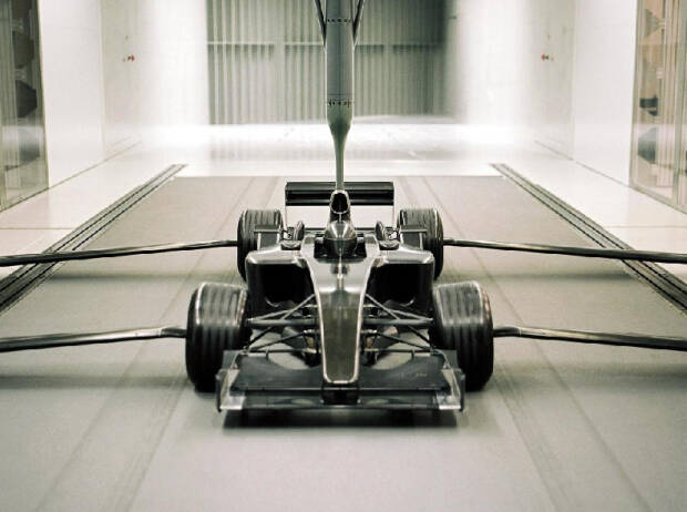 Formel-1-Auto im Windkanal