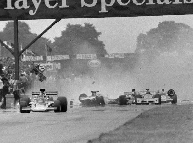 Foto zur News: Silverstone 1973: Der größte Massencrash bis Spa 1998