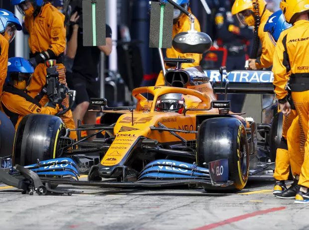 Foto zur News: Kühlprobleme: Auch Sainz mit neuem Chassis in Spanien