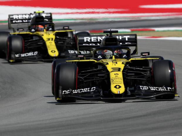 Daniel Ricciardo, Esteban Ocon Daniel Ricciardo, Esteban Ocon