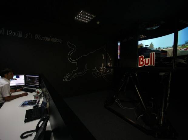 Foto zur News: Hilfsmittel Simulation: So bereiten sich Formel-1-Teams auf neue Strecken vor