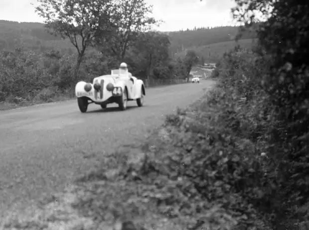 Foto zur News: Nur acht: Formel-1-Fahrer, die nicht zwischen 1900 und 1999 geboren wurden