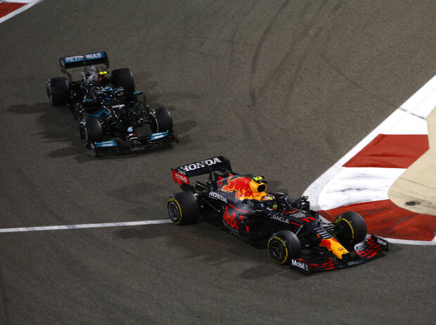 Sergio Perez, Valtteri Bottas Sergio Perez, Valtteri Bottas