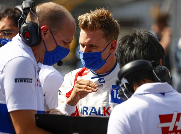 Foto zur News: Ralf Schumacher fordert Strafe für Masepin: "Unglaublich gefährlich"