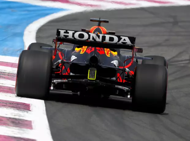 Foto zur News: Low Downforce und Doppelchecks: So knackte Verstappen Mercedes