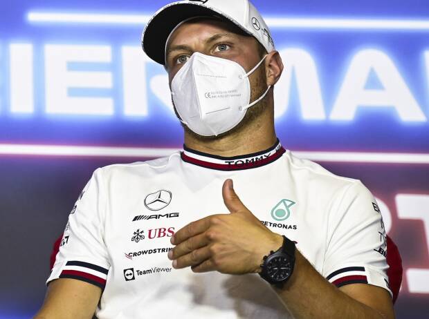 Mercedes-Fahrer Valtteri Bottas in der Pressekonferenz vor dem Steiermark-Grand-Prix der Formel 1 in Spielberg