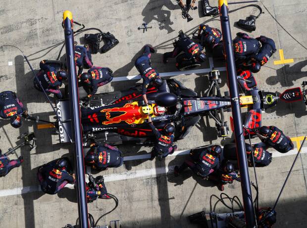 Foto zur News: Red-Bull-Teamchef: "Eine Meisterleistung" von Verstappen