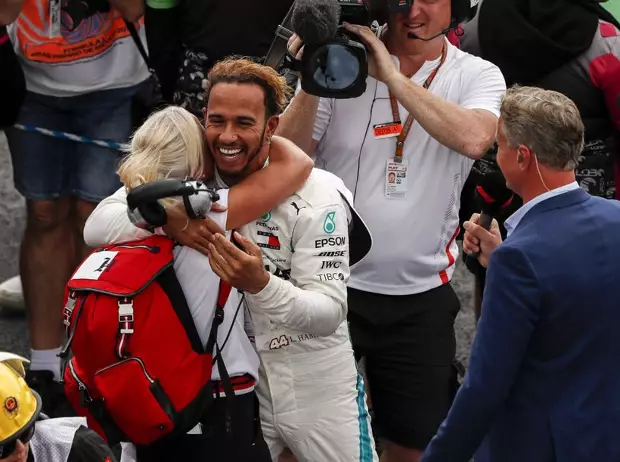 Foto zur News: Lewis Hamilton: Das war die Frau an seiner Seite