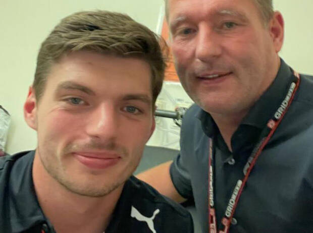 Max Verstappen postet nach der Kollision mit Lewis Hamilton in Silverstone 2021 ein Twitter-Foto mit Vater Jos aus dem Krankenhaus in Coventry