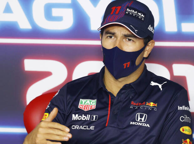 Sergio Perez (Red Bull) in der Pressekonferenz vor dem Großen Preis von Ungarn 2021 in Budapest