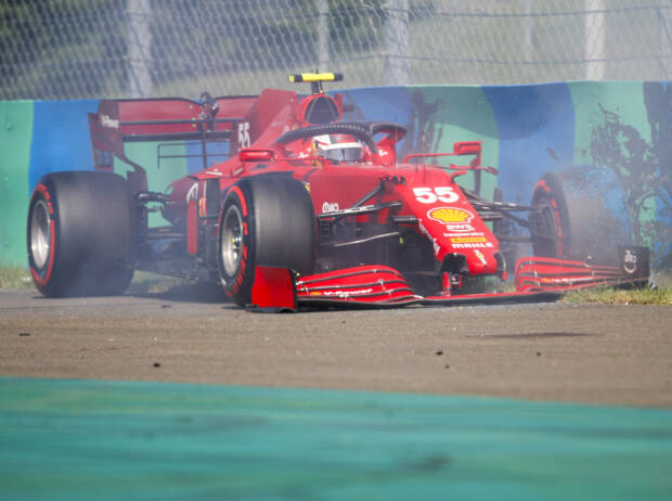 Carlos Sainz (Ferrari) verunfallt im Qualifying von Budapest 2021