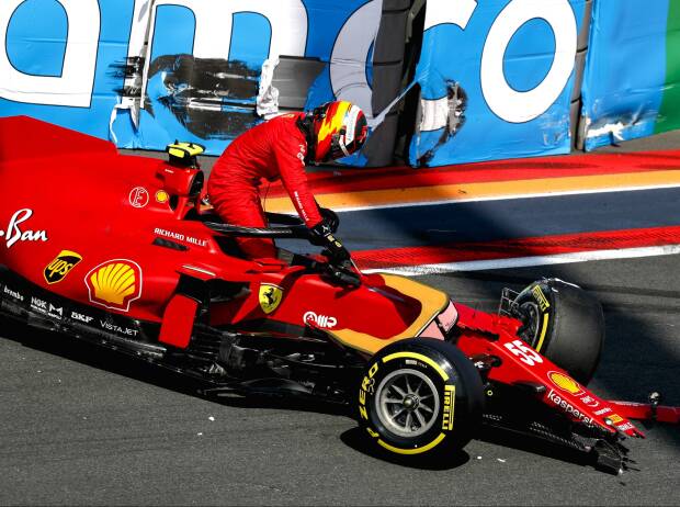 Foto zur News: Ferrari-Fahrer Sainz: Trainingscrash war "verdient"
