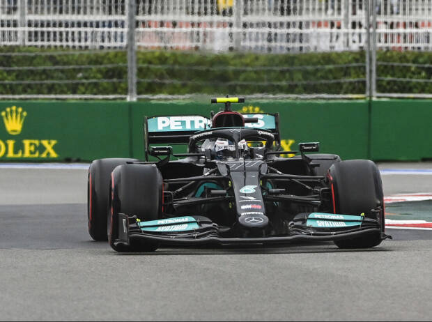 Valtteri Bottas (Mercedes W12) im Qualifying zum Formel-1-Rennen von Russland in Sotschi 2021