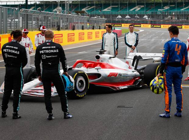 Das neue Formel-1-Auto für 2022 in Silverstone