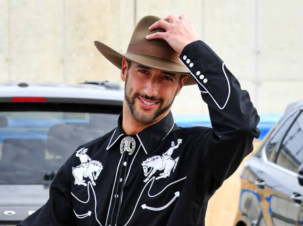 Daniel Ricciardo mit Cowboy-Hut in Austin Daniel Ricciardo mit Cowboy-Hut in Austin