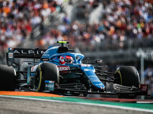 Esteban Ocon im Alpine A521 in Austin Esteban Ocon im Alpine A521 in Austin