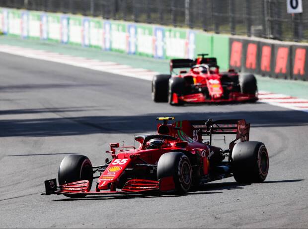 Foto zur News: McLaren: Kein Grund, den Kampf gegen Ferrari um P3 aufzugeben