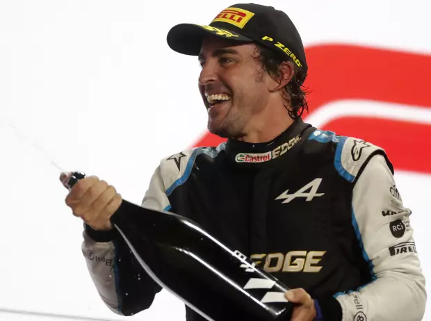 Foto zur News: Zweites Alpine-Cockpit 2023: Kein Kampf Fernando Alonso vs. Oscar Piastri