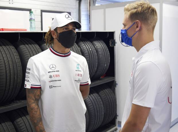 Lewis Hamilton, Mick Schumacher Lewis Hamilton, Mick Schumacher