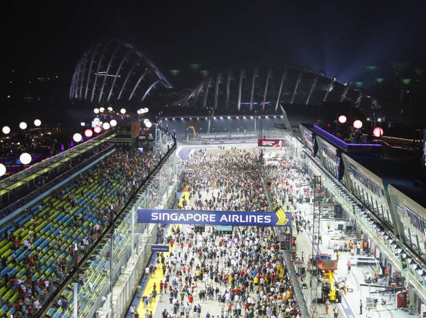 Vor dem Start zum Formel-1-Rennen in Singapur Vor dem Start zum Formel-1-Rennen in Singapur