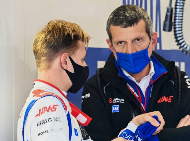 Mick Schumacher, Günther Steiner Mick Schumacher, Günther Steiner