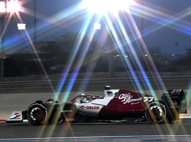 Valtteri Bottas (Alfa Romeo) bei den Formel-1-Testfahrten 2022 in Bahrain