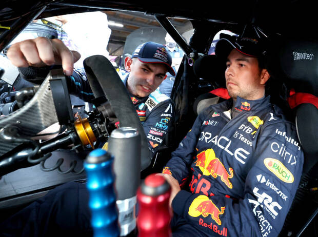 Foto zur News: Alonso und Perez: Supercars-Runden in Melbourne eine Umstellung