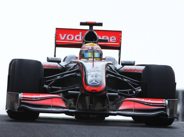 Foto zur News: Lewis Hamilton: Mercedes W13 "nicht weit weg" vom schlechten McLaren 2009