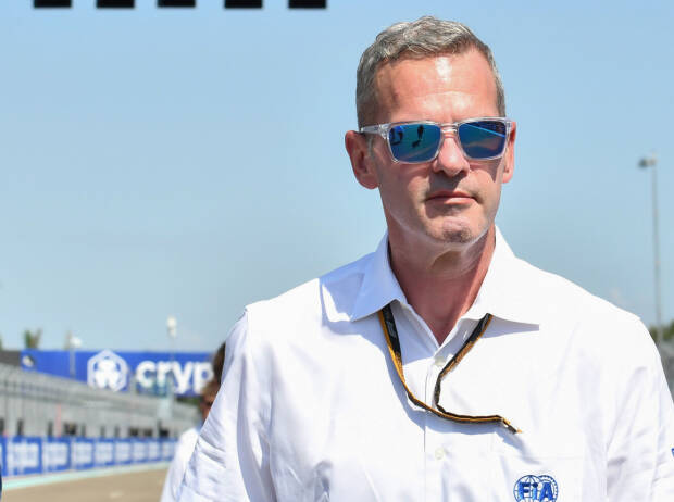 Formel-1-Rennleiter Niels Wittich vor dem Rennen in Miami 2022