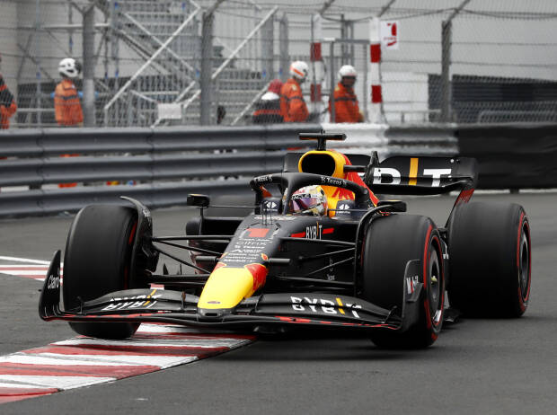 Max Verstappen (Red Bull RB18) im Qualifying zum Formel-1-Rennen in Monaco 2022