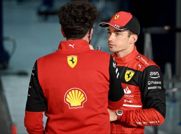 Foto zur News: Ist das Ferrari-Team gespalten? "Stimmt nicht", entgegnet Charles Leclerc