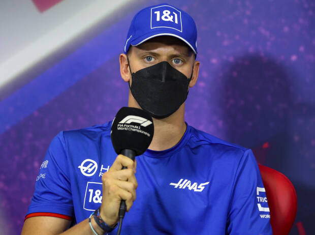 Mick Schumacher (Haas) in der Pressekonferenz vor dem Formel-1-Rennen in Frankreich