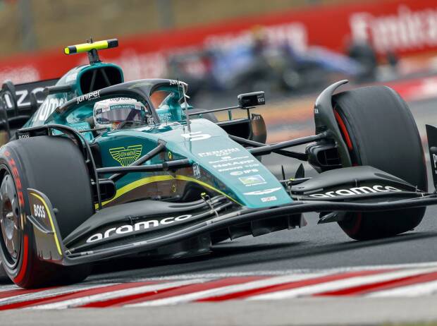 Sebastian Vettel im Aston Martin AMR22 beim Grand Prix von Ungarn 2022 Sebastian Vettel im Aston Martin AMR22 beim Grand Prix von Ungarn 2022